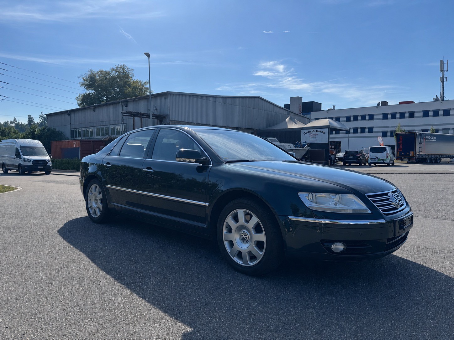 VW Phaeton 6.0 W12 4Motion-image-0