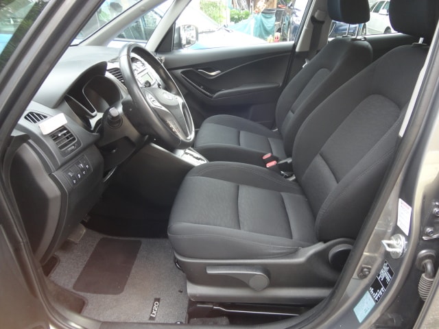 HYUNDAI iX20 1.6 Style Automatic-image-6