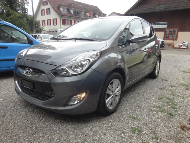 HYUNDAI iX20 1.6 Style Automatic-image-1