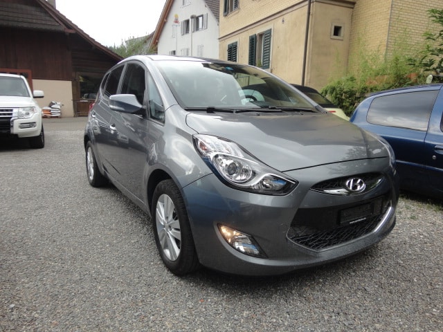 HYUNDAI iX20 1.6 Style Automatic-image-0