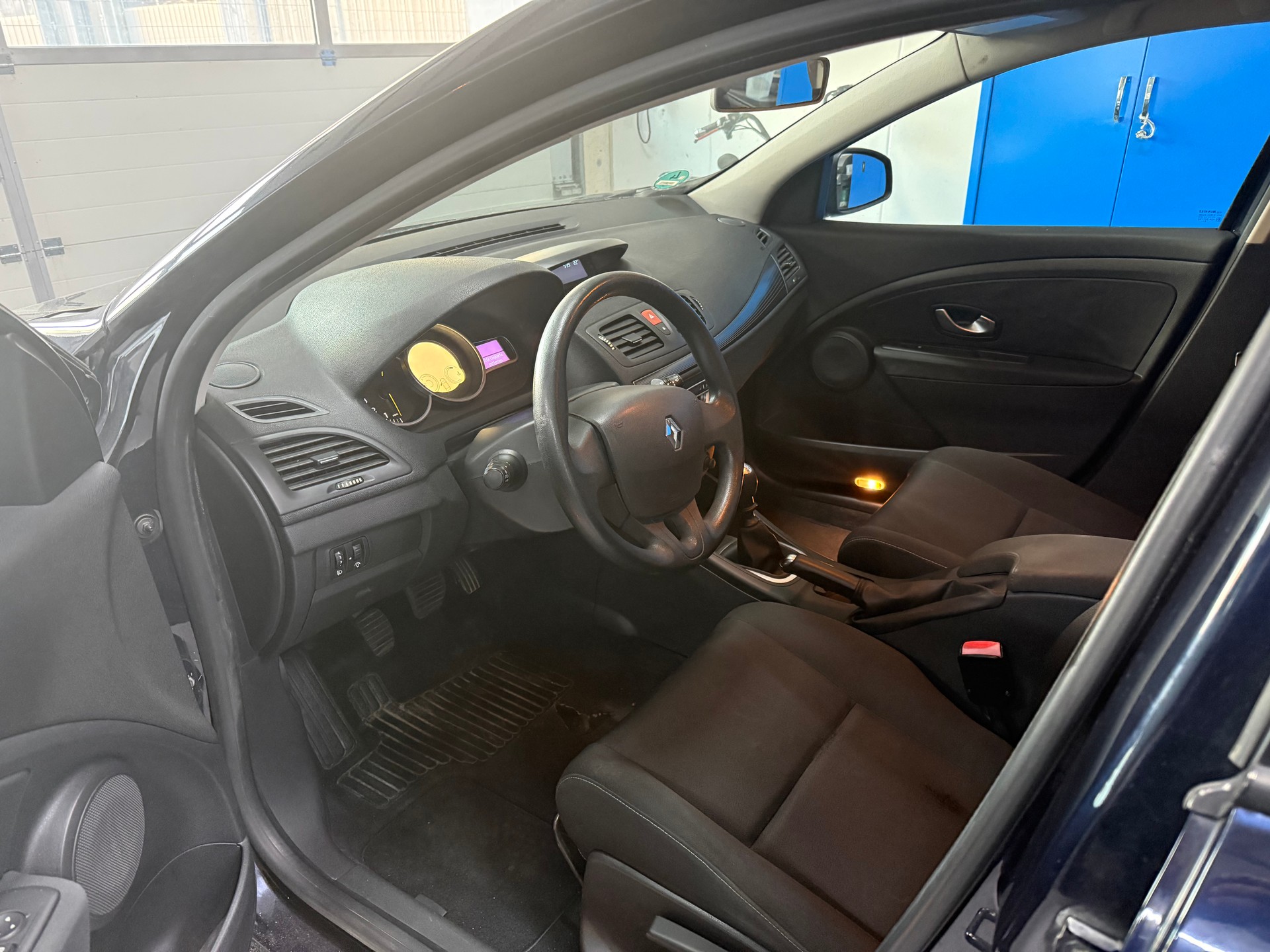 RENAULT Mégane 1.6 16V Expression-image-4