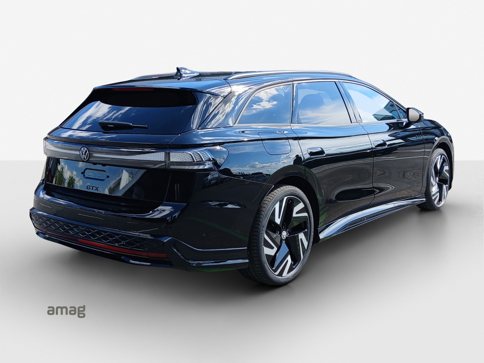 VW ID.7 Tourer GTX 86 kWh GTX 4 Motion-image-4