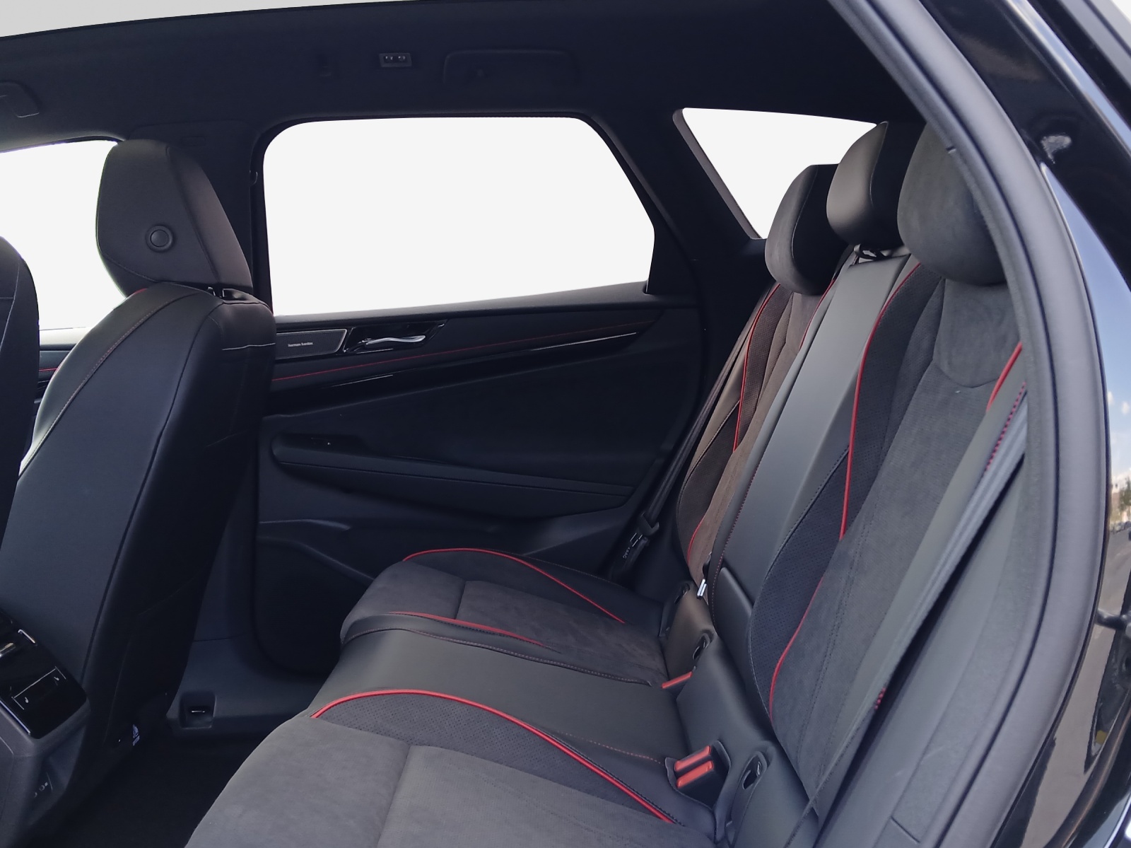 VW ID.7 Tourer GTX 86 kWh GTX 4 Motion-image-11