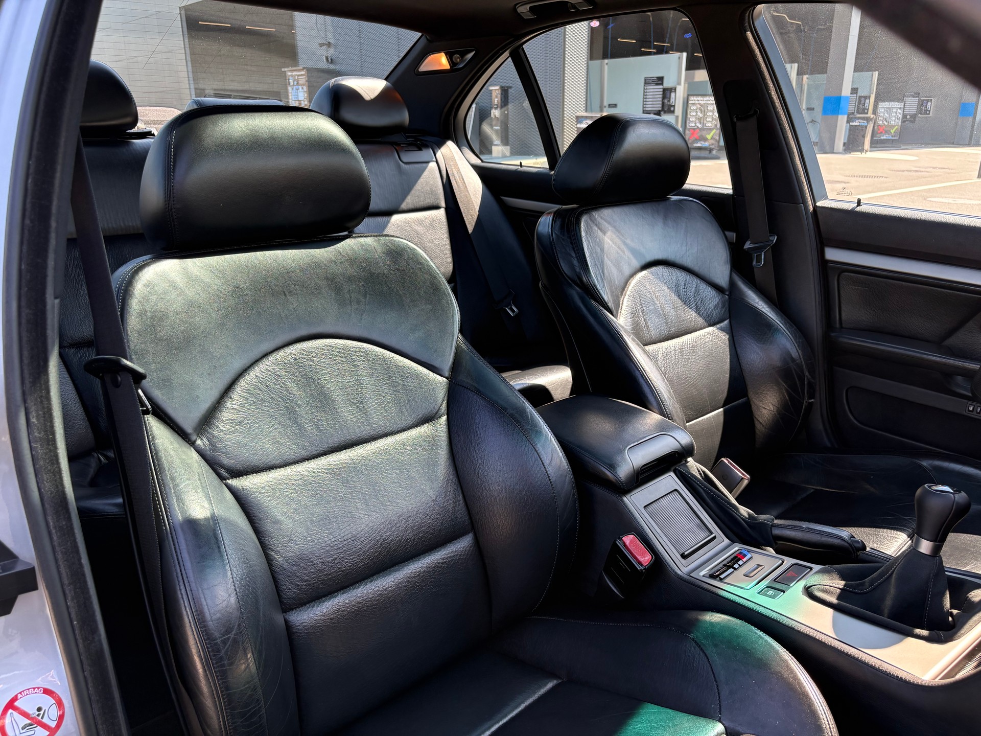 BMW E39 M5-image-13