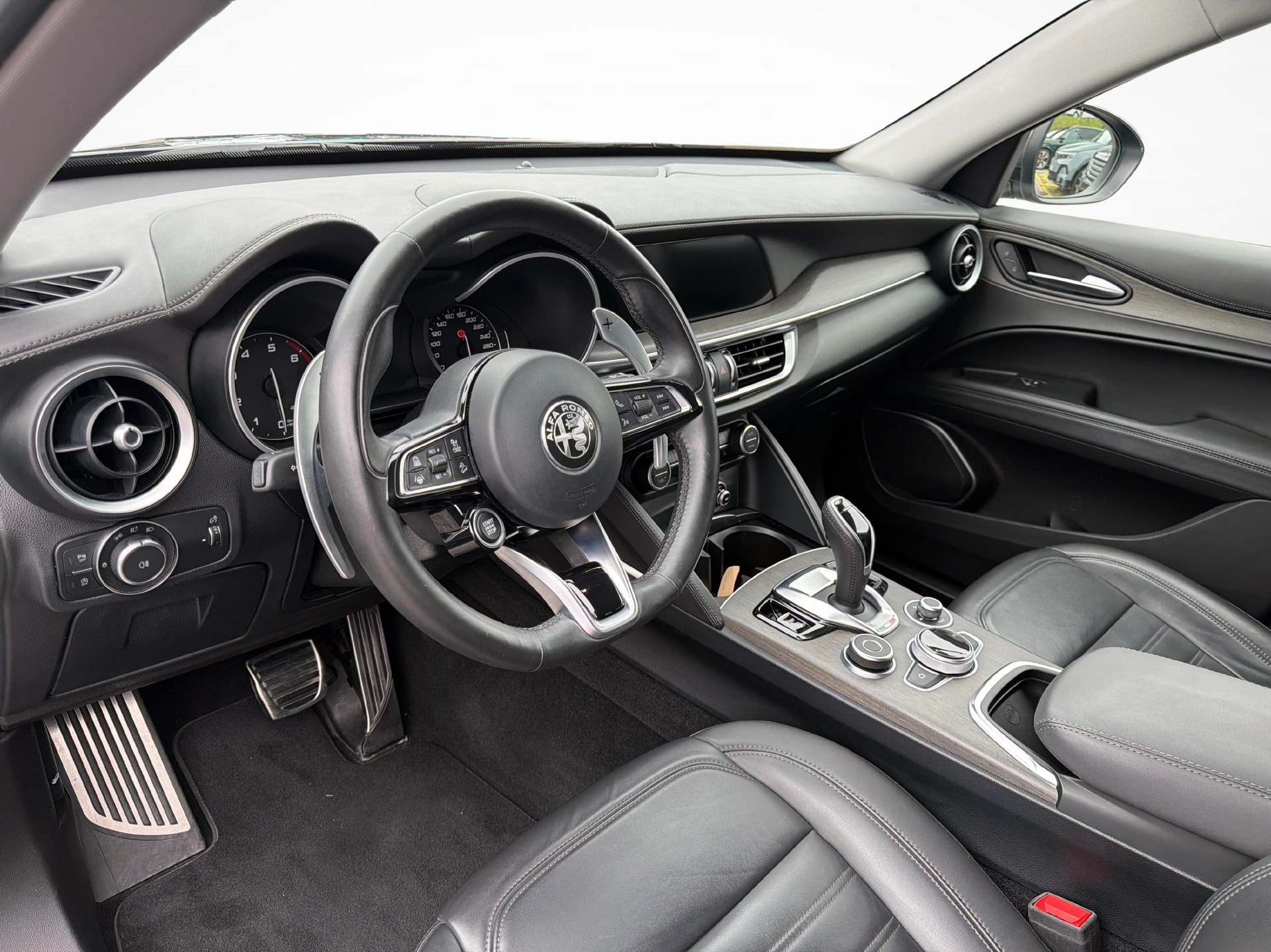 ALFA ROMEO Stelvio 2.0 Q4 280 Ti-image-3