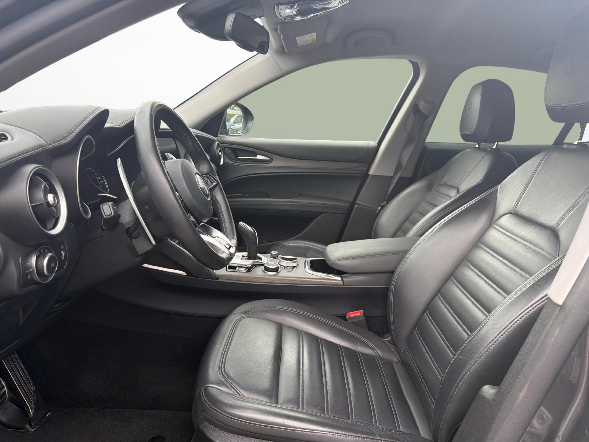 ALFA ROMEO Stelvio 2.0 Q4 280 Ti-image-1
