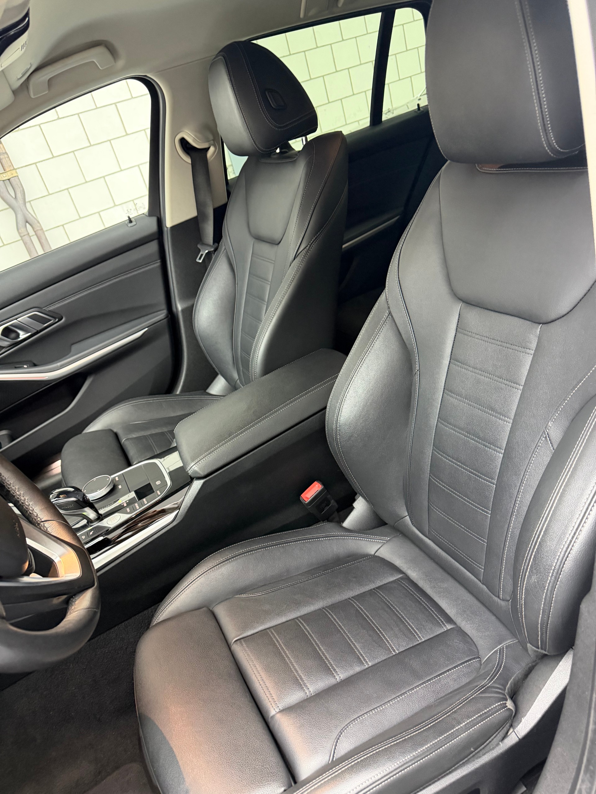 BMW 320d xDrive 48V Touring Sport Line Steptronic-image-10