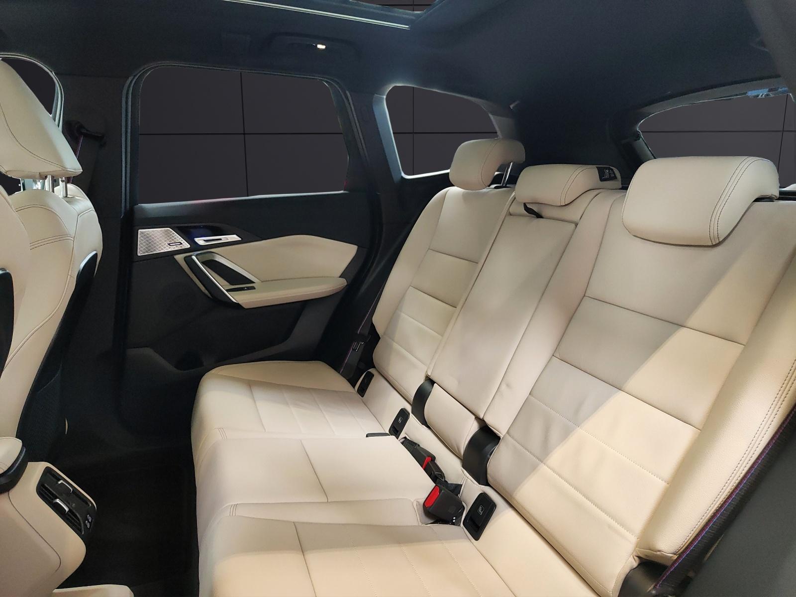 BMW X1 30e xDrive Pack M Sport Pro-image-17
