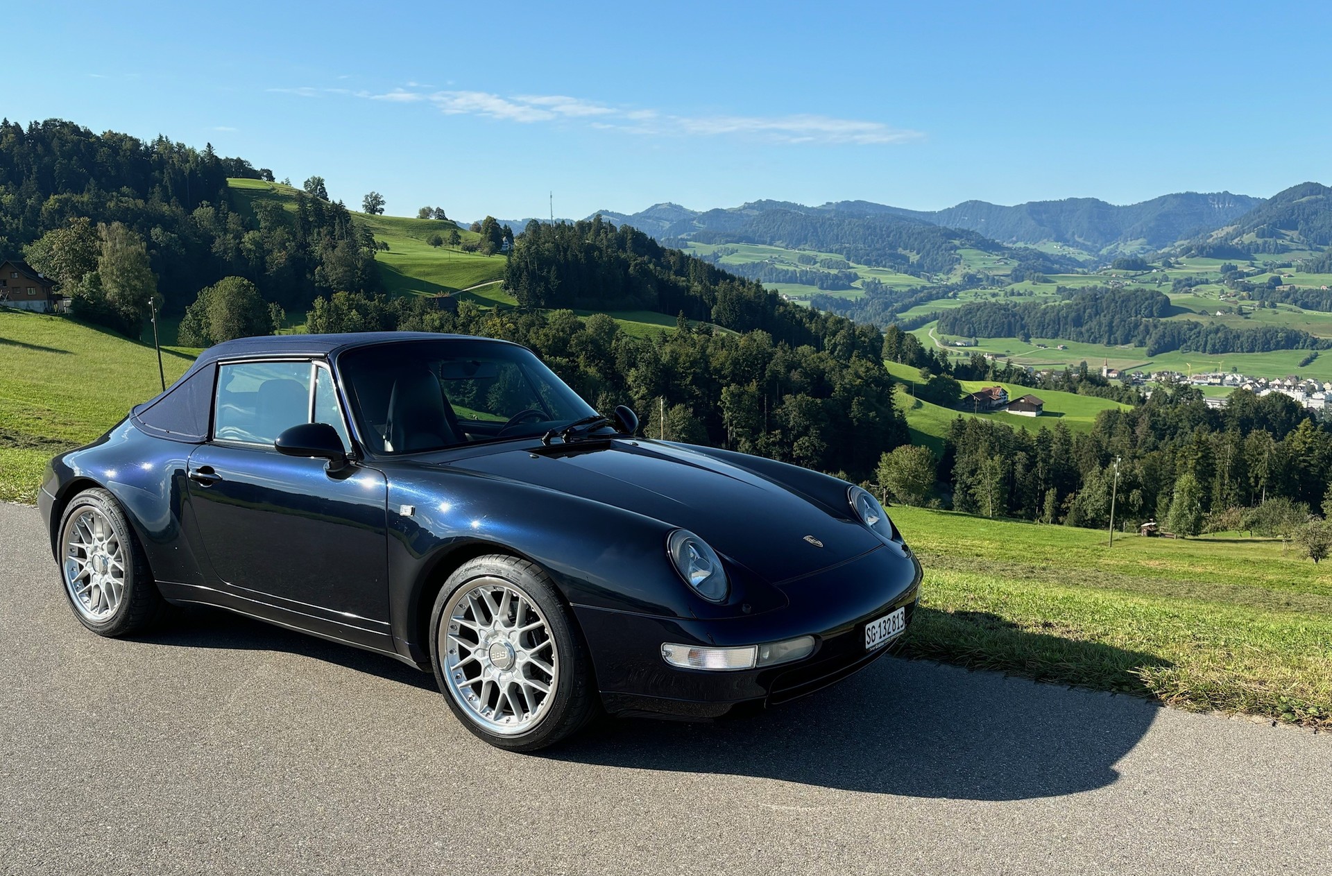 PORSCHE 3.6 Carrera 2-image-0