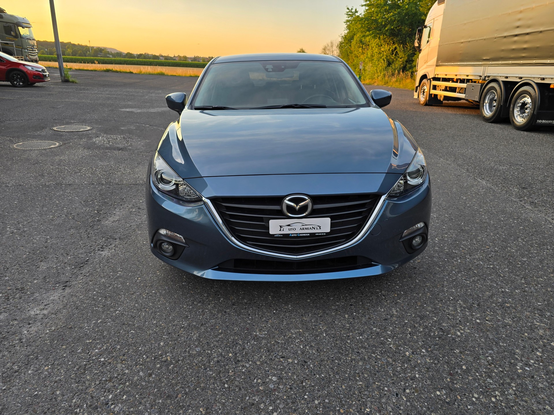 MAZDA 3 SKYACTIV-G 100 Ambition Plus-image-0