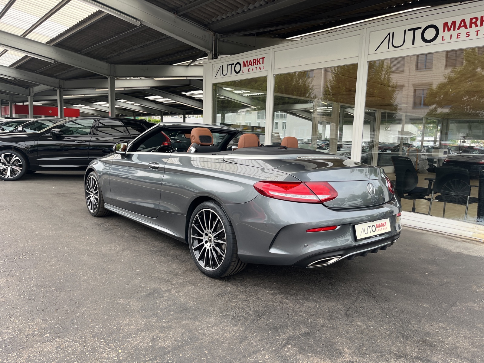 MERCEDES-BENZ C 400 Cabriolet AMG Line 4Matic 9G-Tronig-image-2