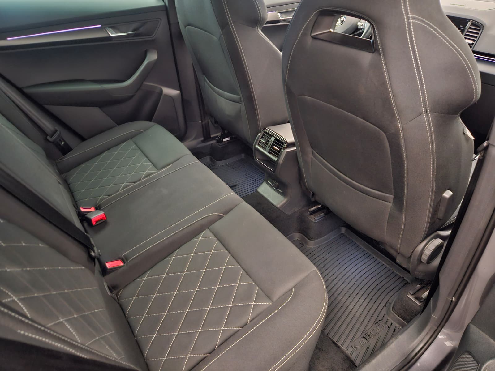 SKODA Karoq 1.5 TSI ACT SportLine DSG-image-13