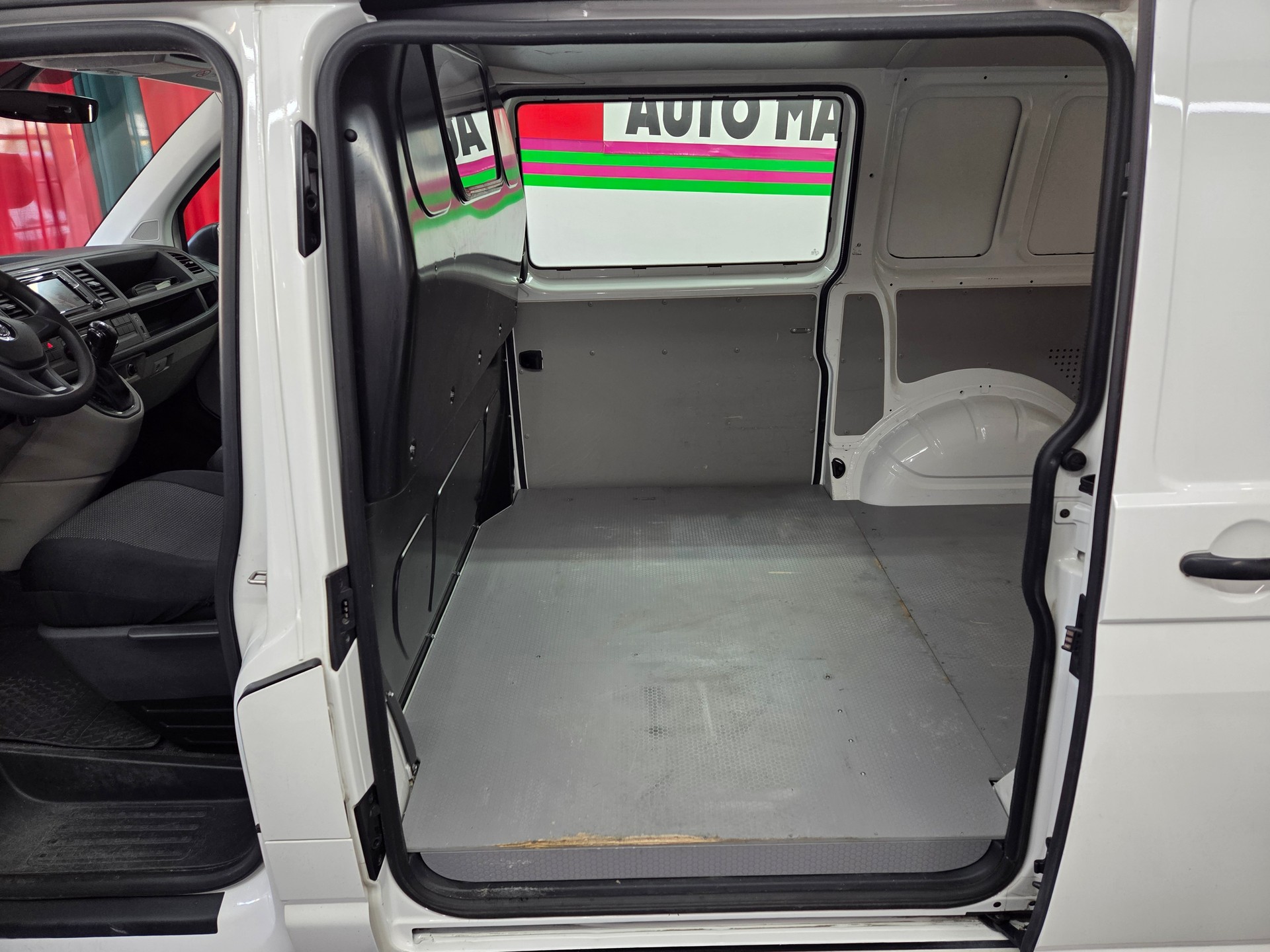 VW T6 2.0 TDI 4Motion DSG-image-12