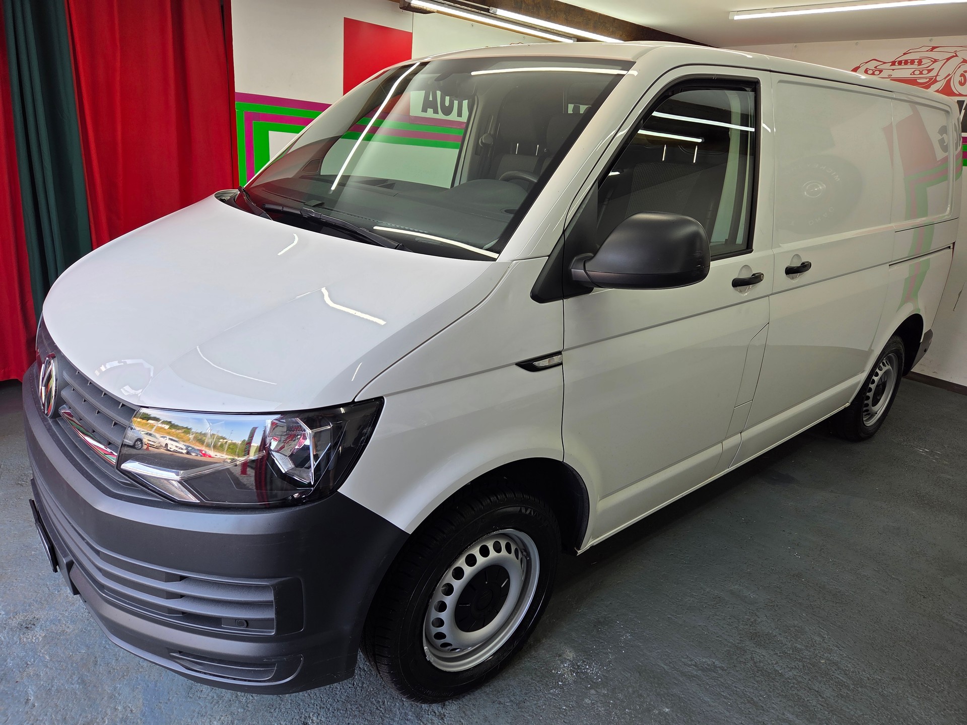 VW T6 2.0 TDI 4Motion DSG-image-1