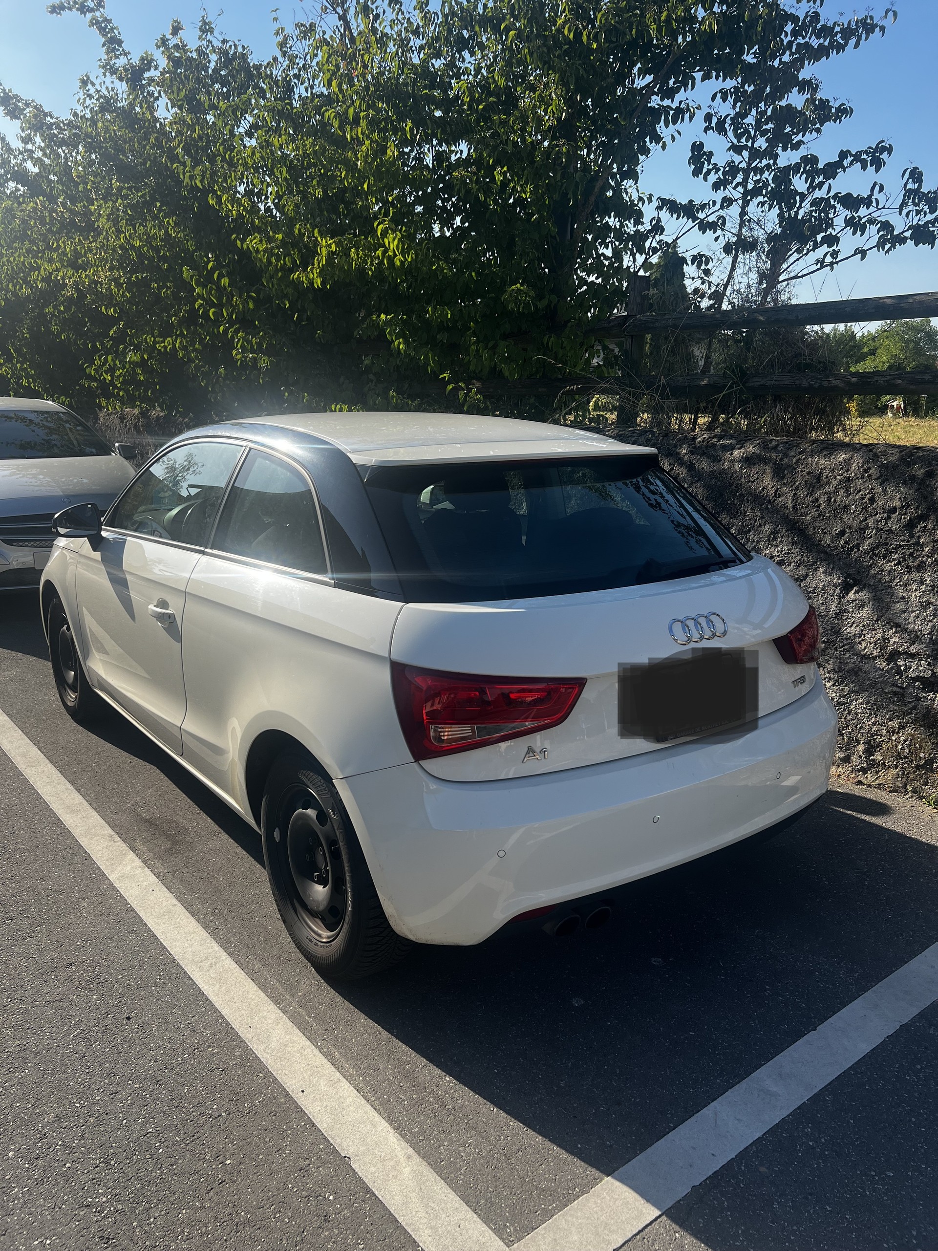 AUDI 1.4 TFSI Attraction-image-1