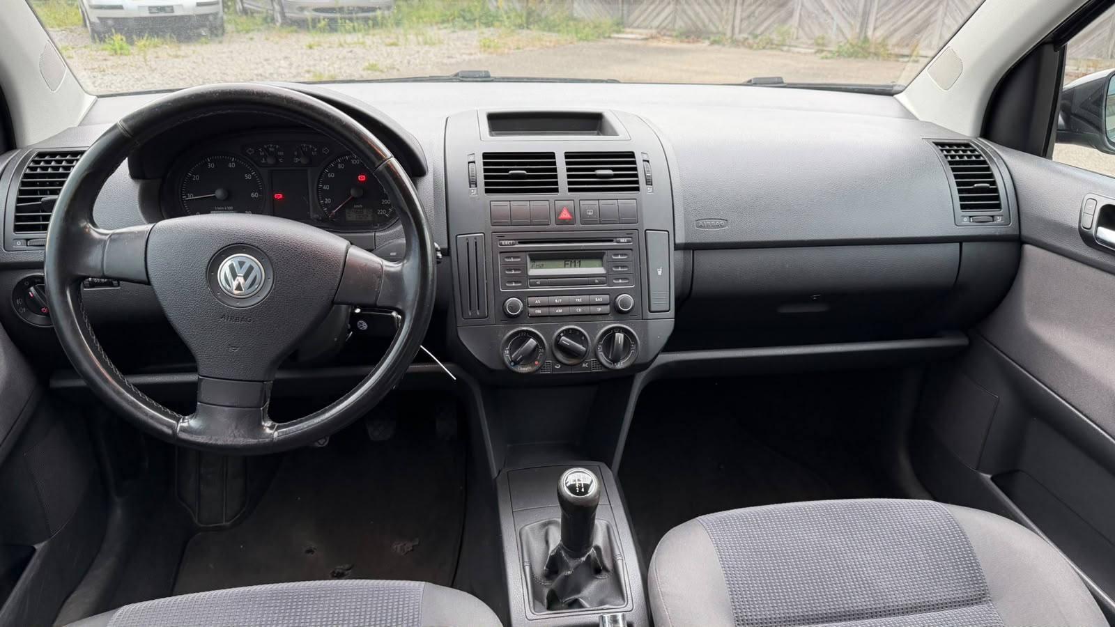 VW Polo 1.4 16V Comfortline-image-9