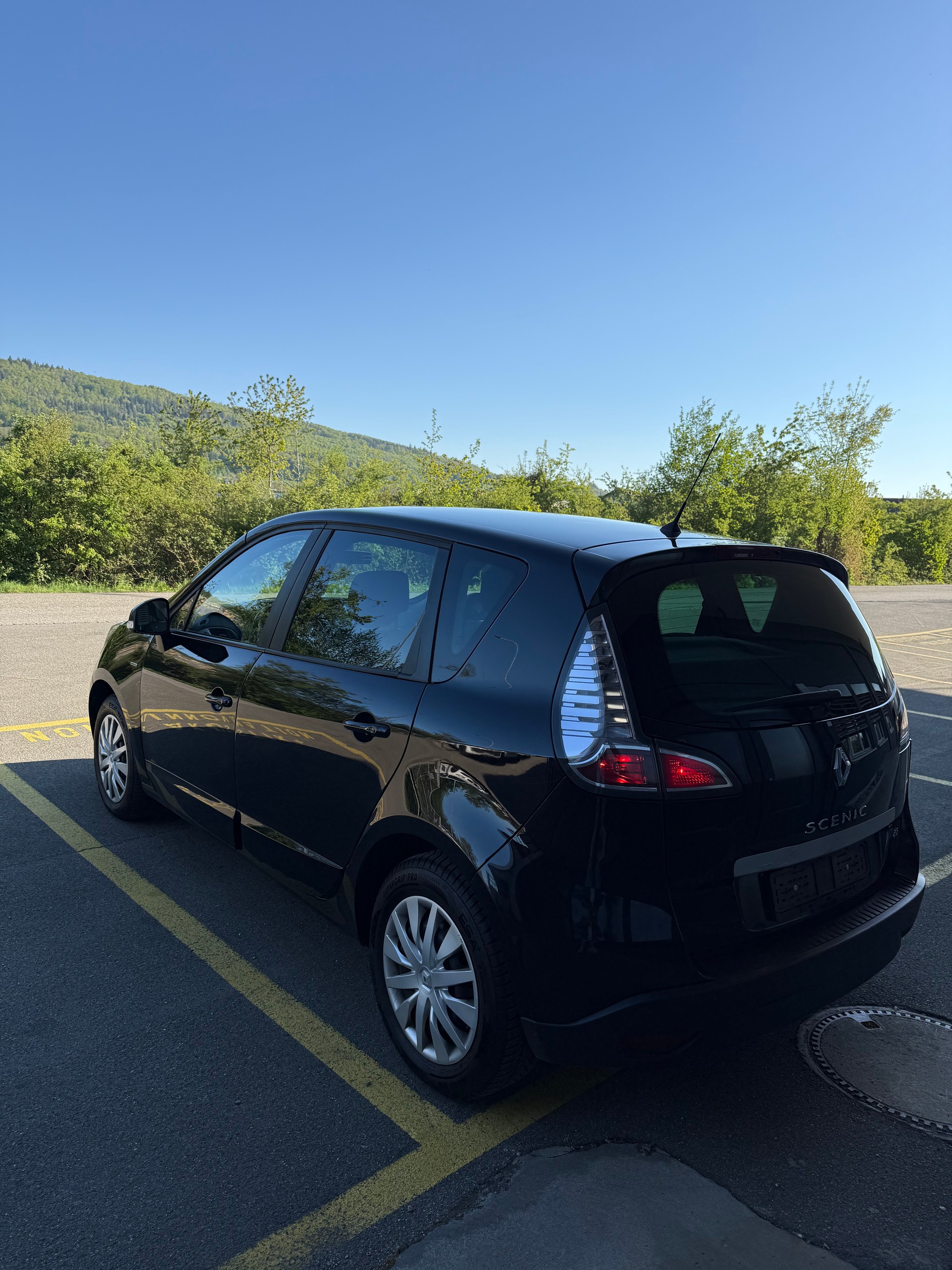 RENAULT Scénic 1.5 dCi Expression-image-3