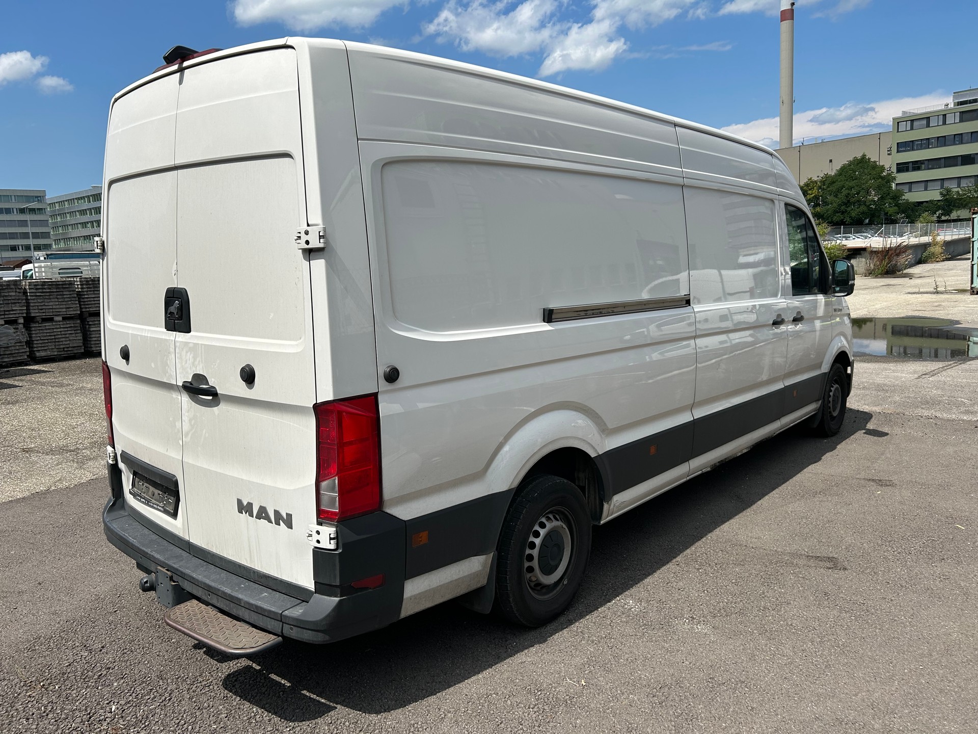 MAN TGE 3.180 Lang A-image-5