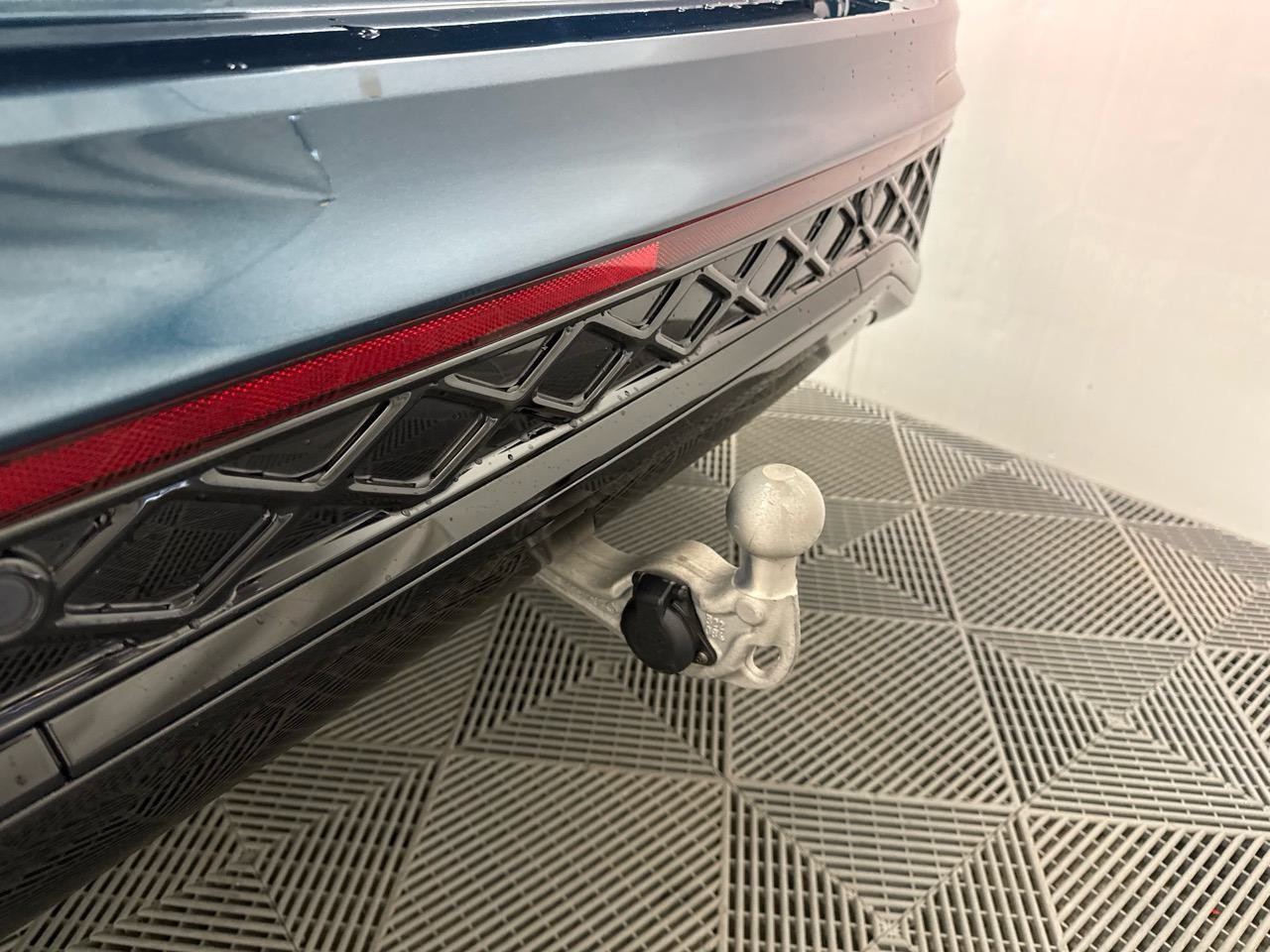 VW Tiguan 2.0 TSI R-Line 4Motion Black Edition-image-15