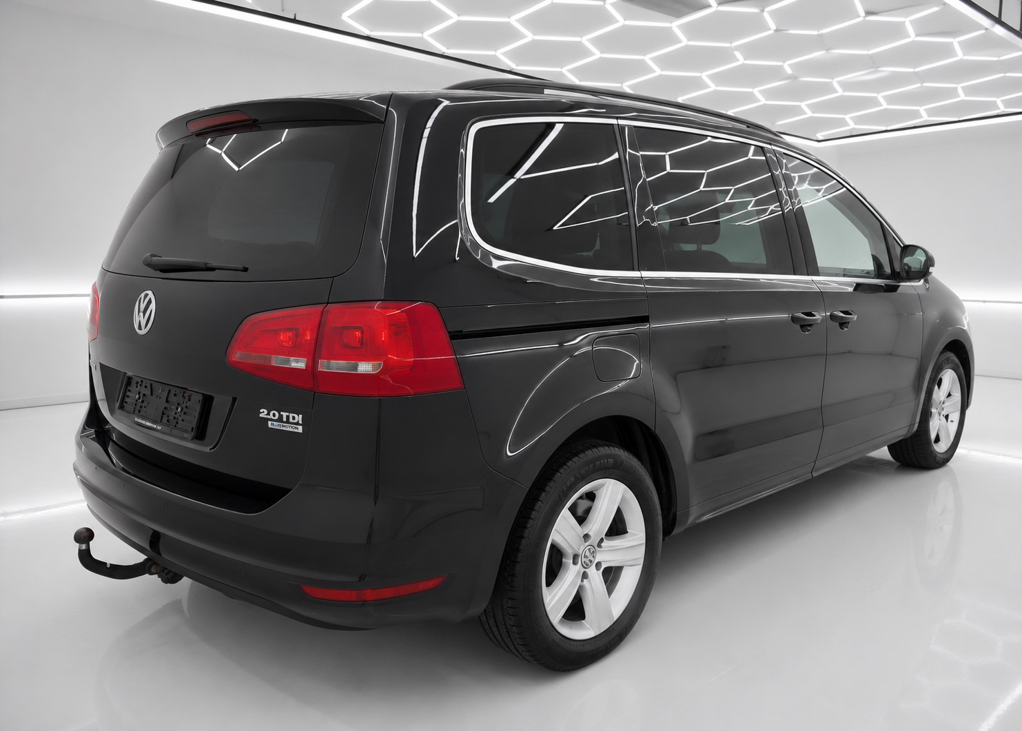 VW Sharan 2.0 TDI BMT Comfortline DSG-image-1