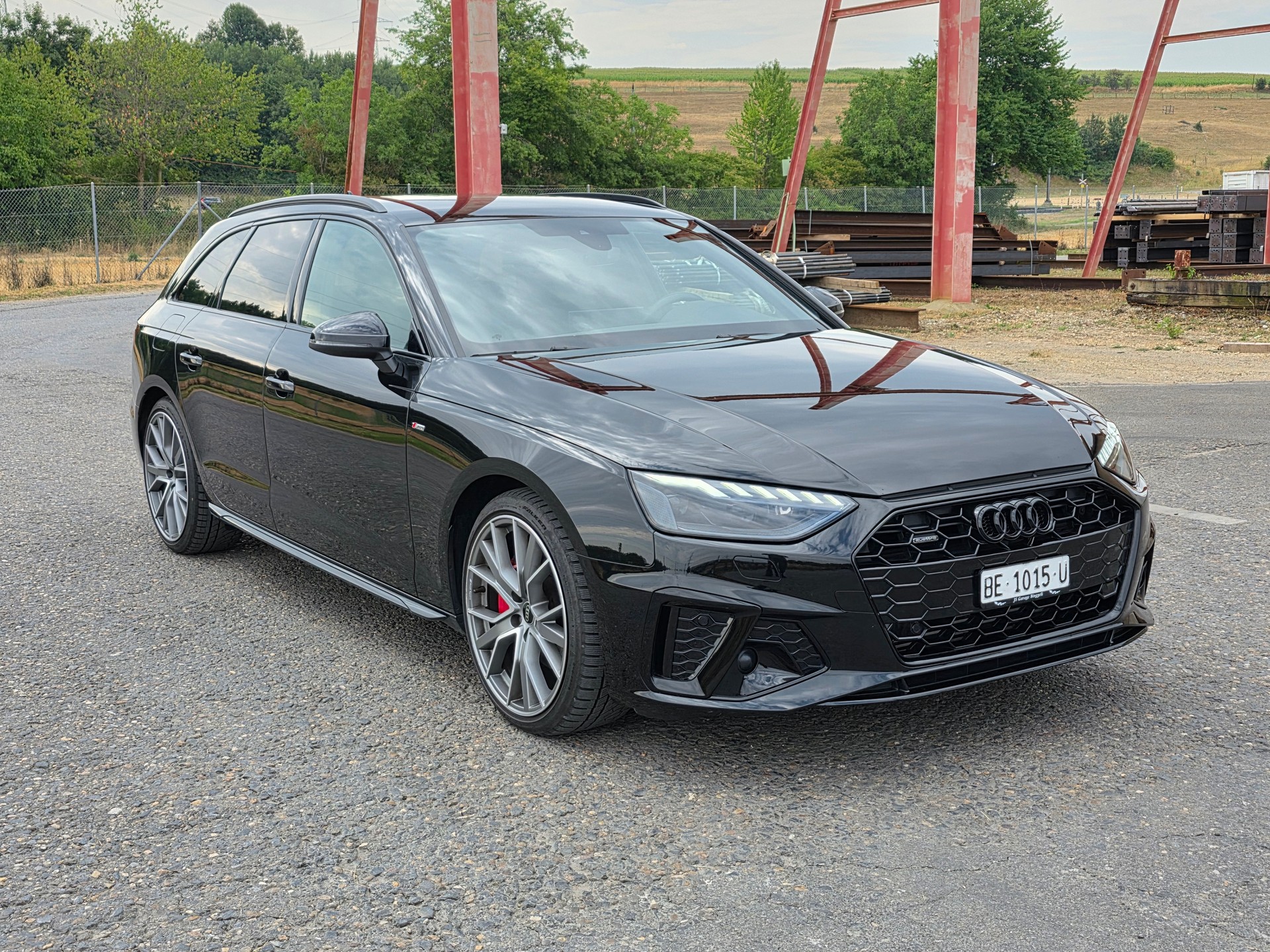 AUDI A4 Avant 40 TFSI S line S-tronic quattro-image-4