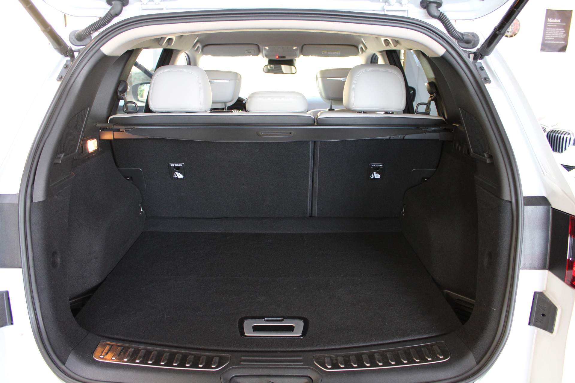 RENAULT Koleos 2.0 dCi Initiale Paris 4x4 Xtronic CVT-image-9