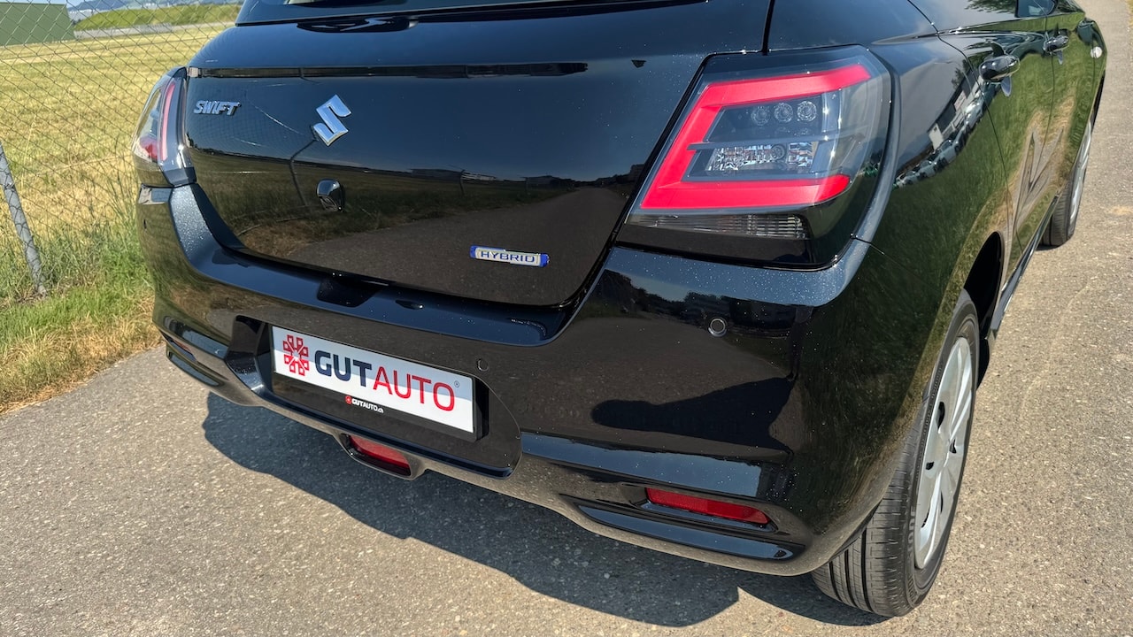 SUZUKI NEW SWIFT 1.2 COMPACT HYBRID 4X4-image-13