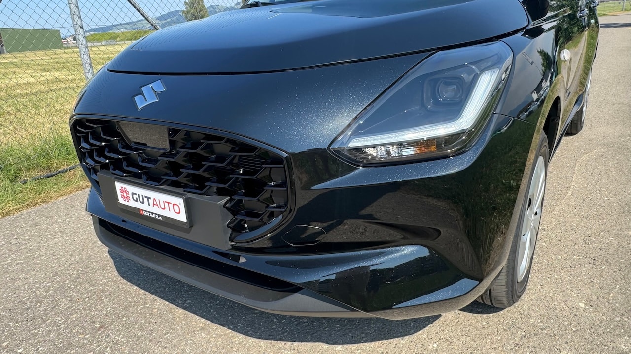 SUZUKI NEW SWIFT 1.2 COMPACT HYBRID 4X4-image-8