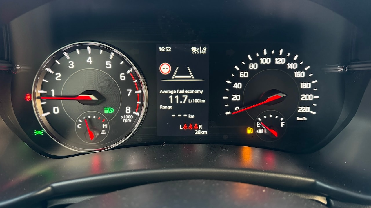 SUZUKI NEW SWIFT 1.2 COMPACT HYBRID 4X4-image-19