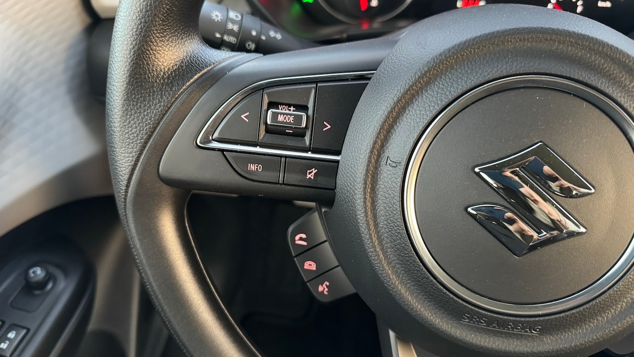SUZUKI NEW SWIFT 1.2 COMPACT HYBRID 4X4-image-20