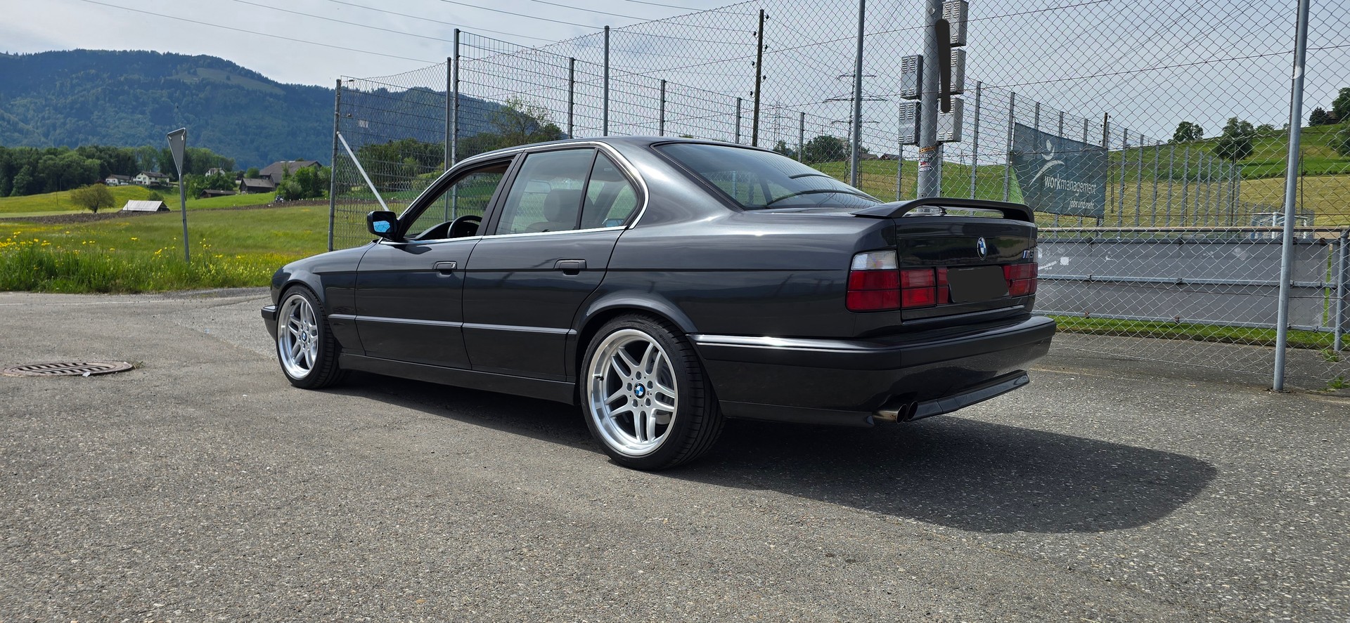 BMW-image-1