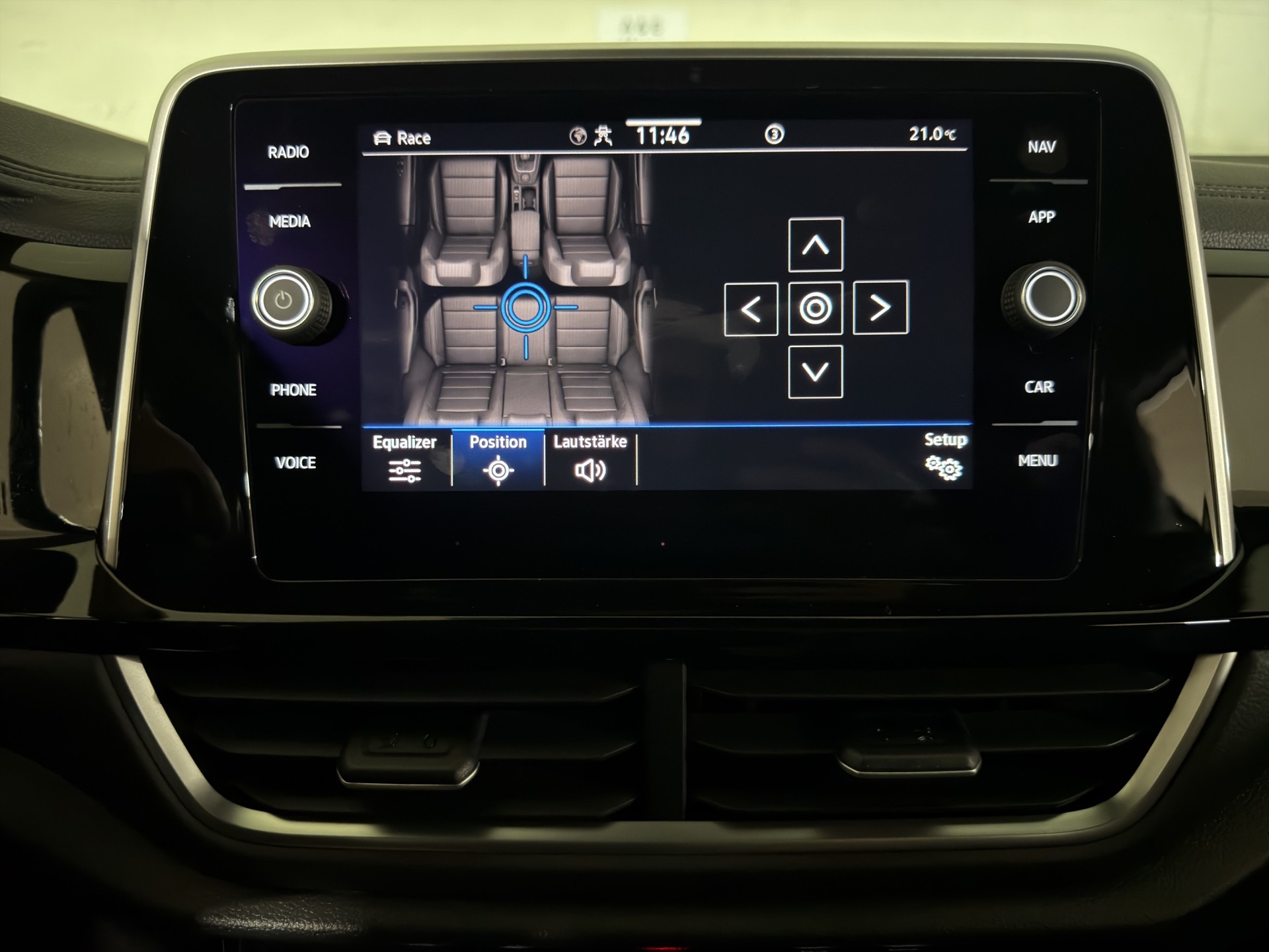 VW T-Roc 2.0 TSI R DSG 4Motion-image-27