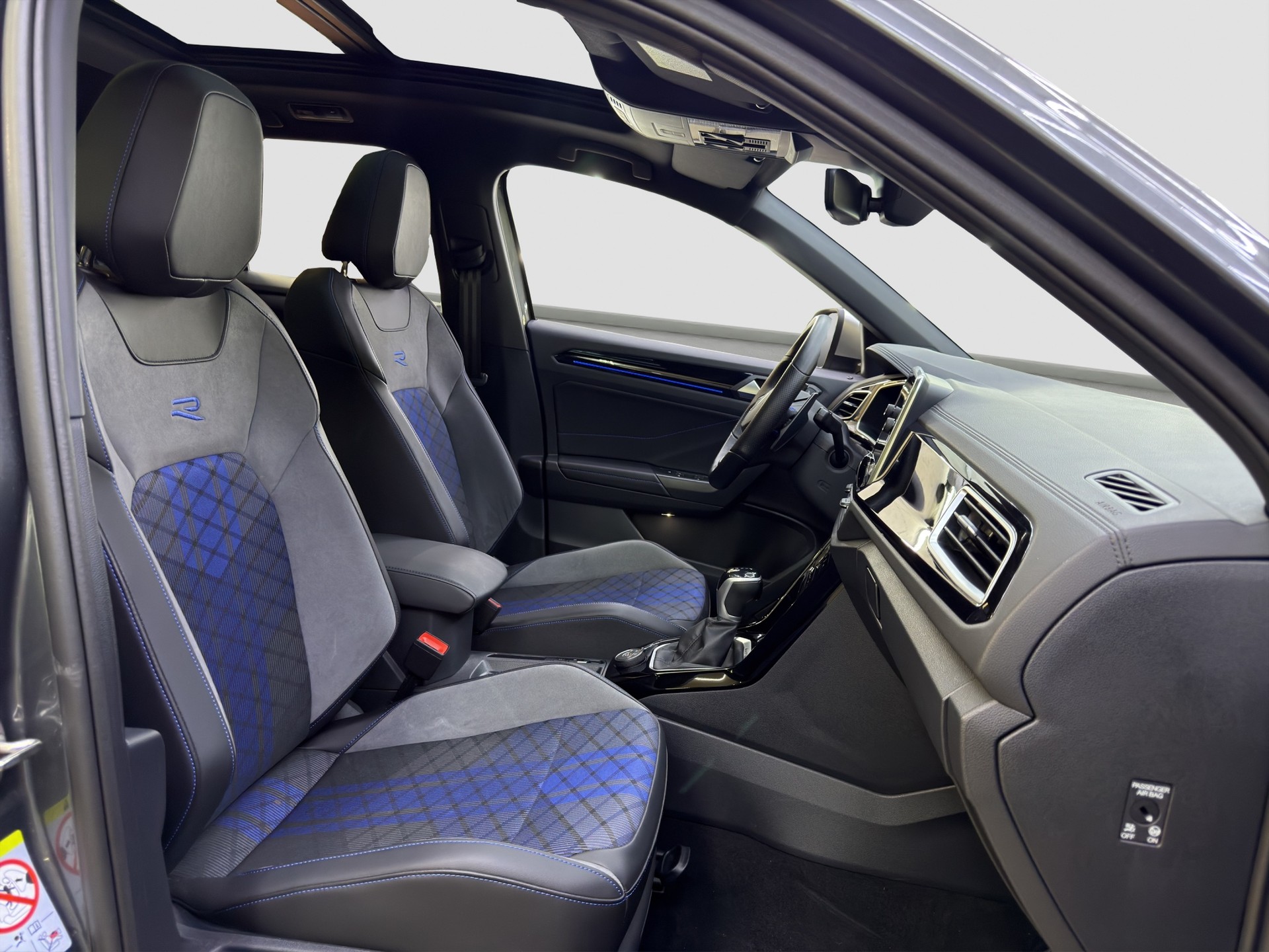 VW T-Roc 2.0 TSI R DSG 4Motion-image-15