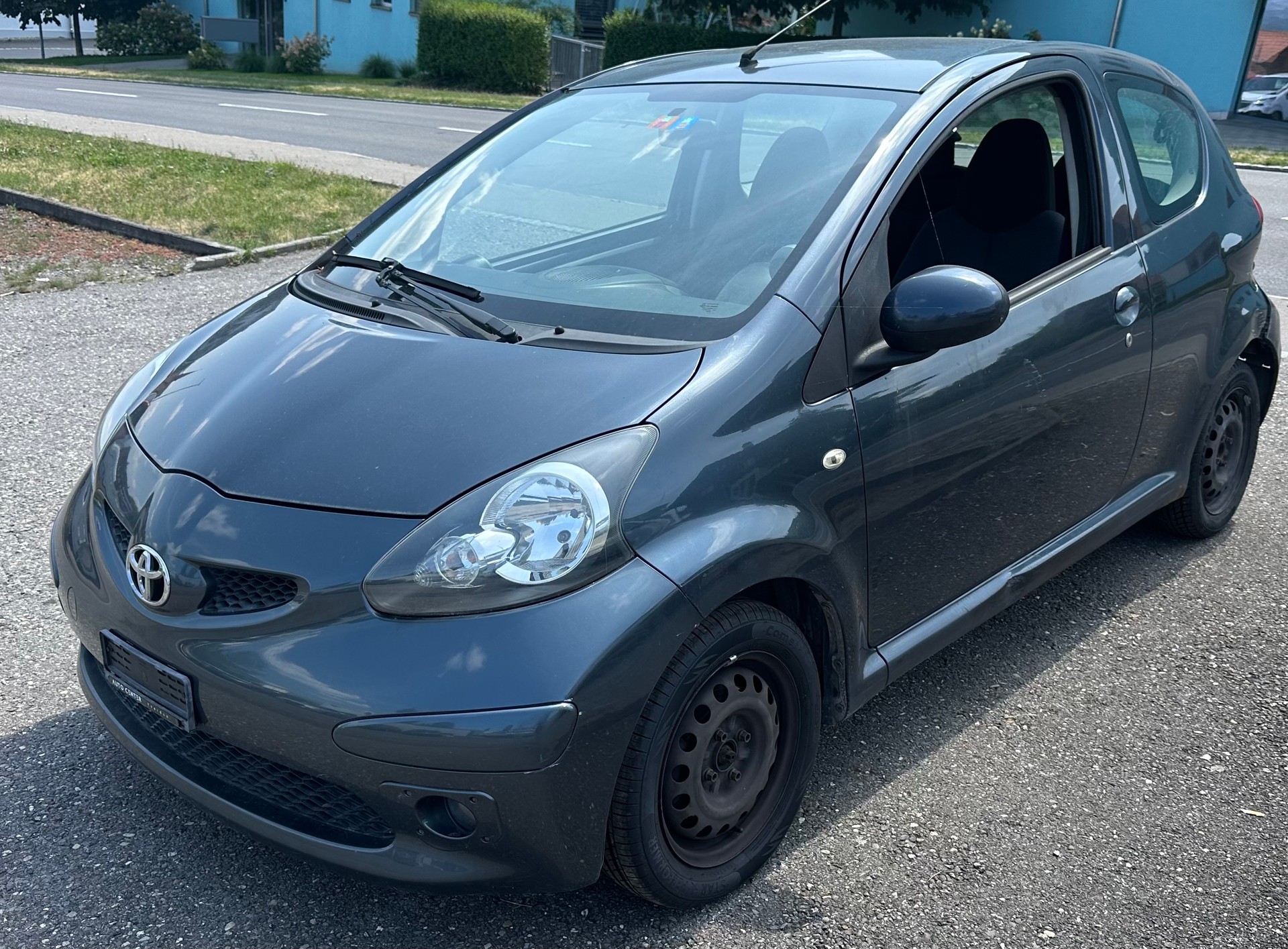 TOYOTA Aygo 1.0 Linea Terra-image-0
