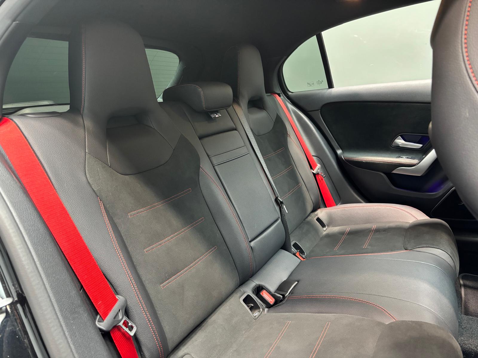 MERCEDES-BENZ A 35 AMG 4Matic Speedshift - Toit ouvrant-image-16