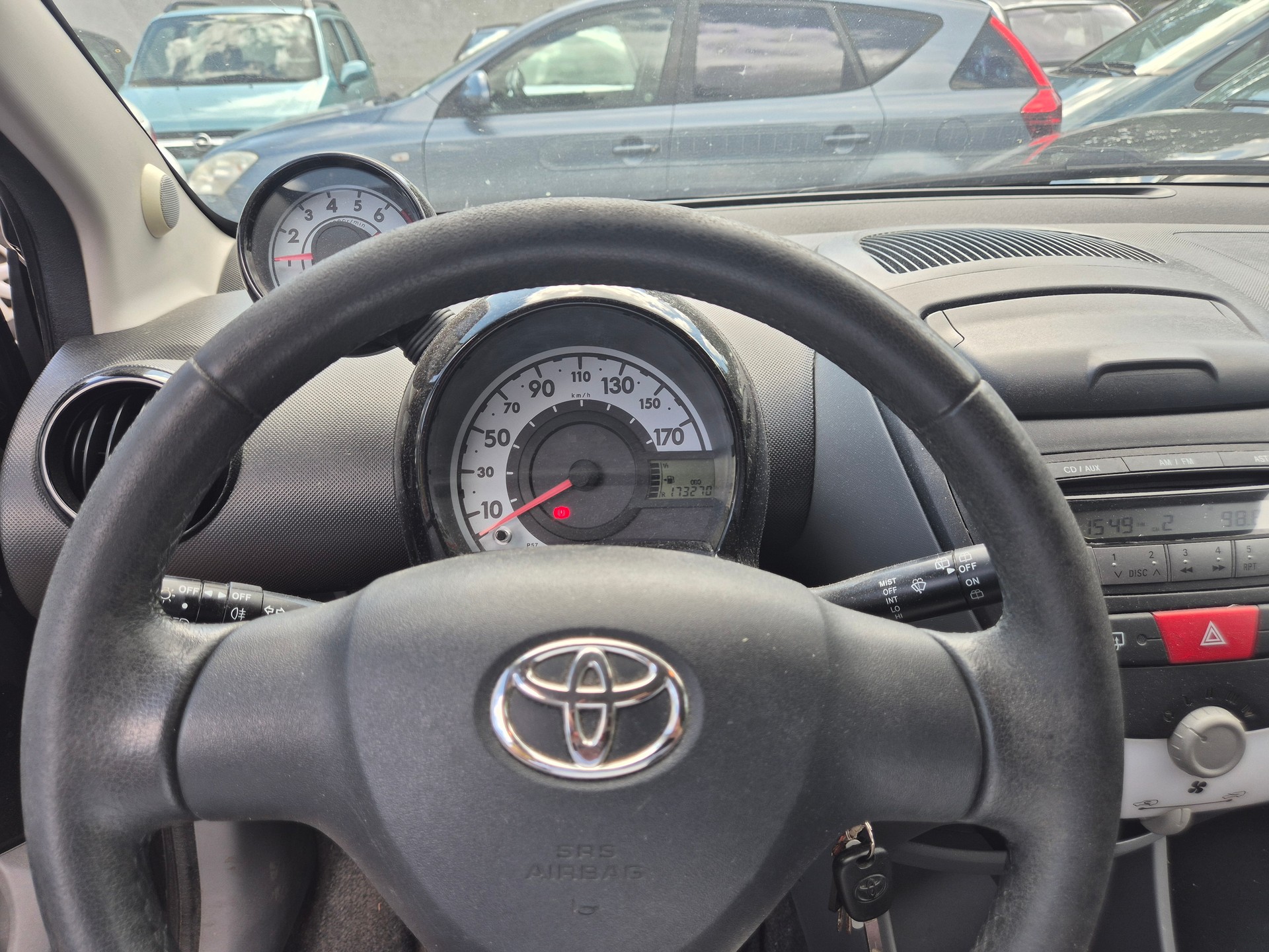 TOYOTA Aygo 1.0 Linea Terra-image-10