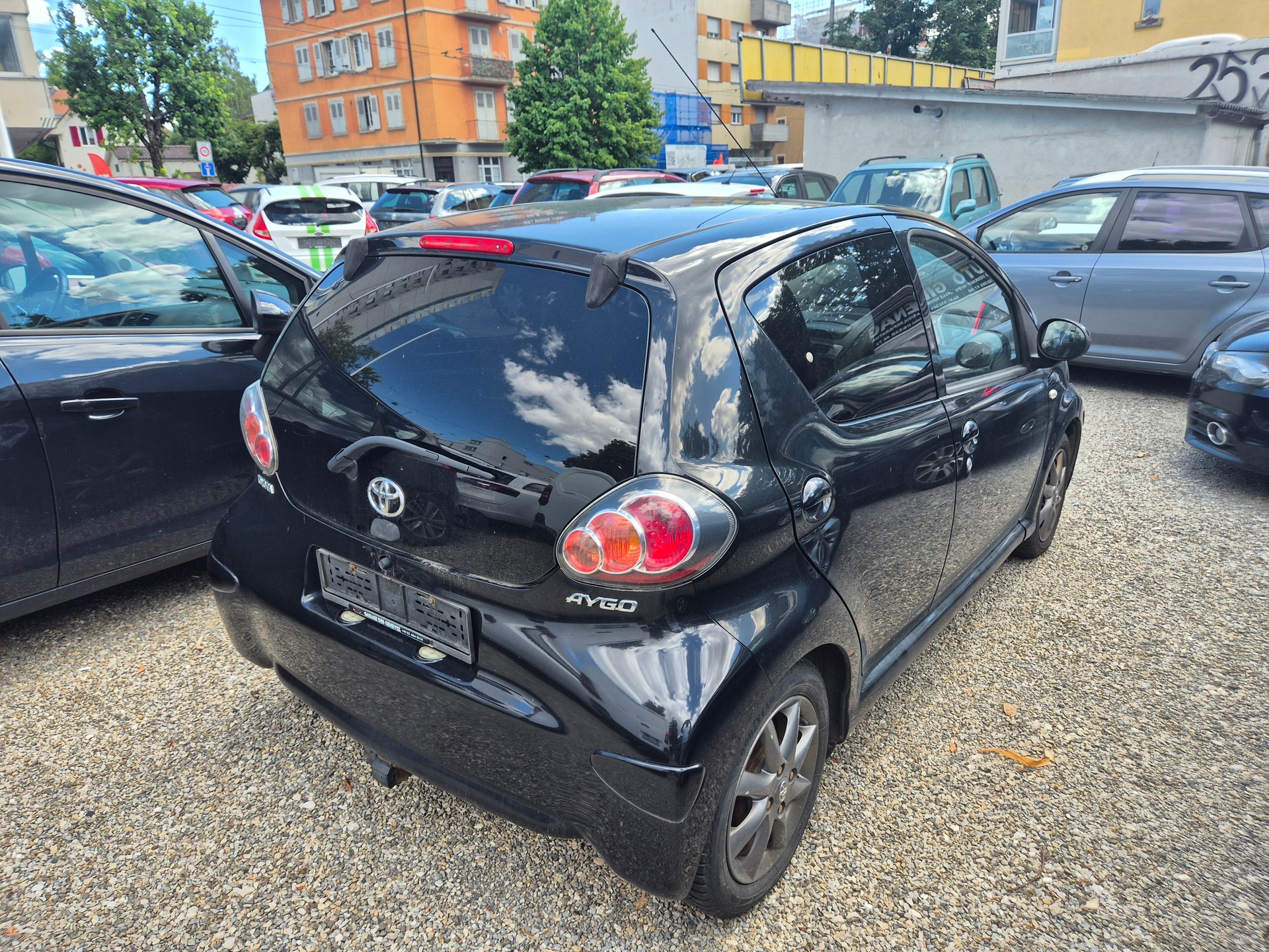 TOYOTA Aygo 1.0 Linea Terra-image-4