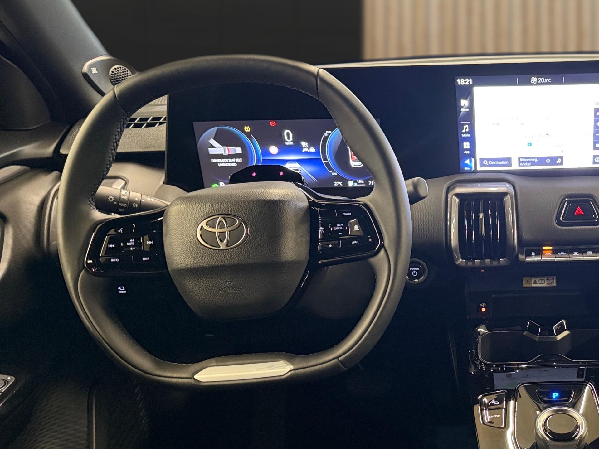 TOYOTA Urban Cruiser 61 kWh Premium-image-11