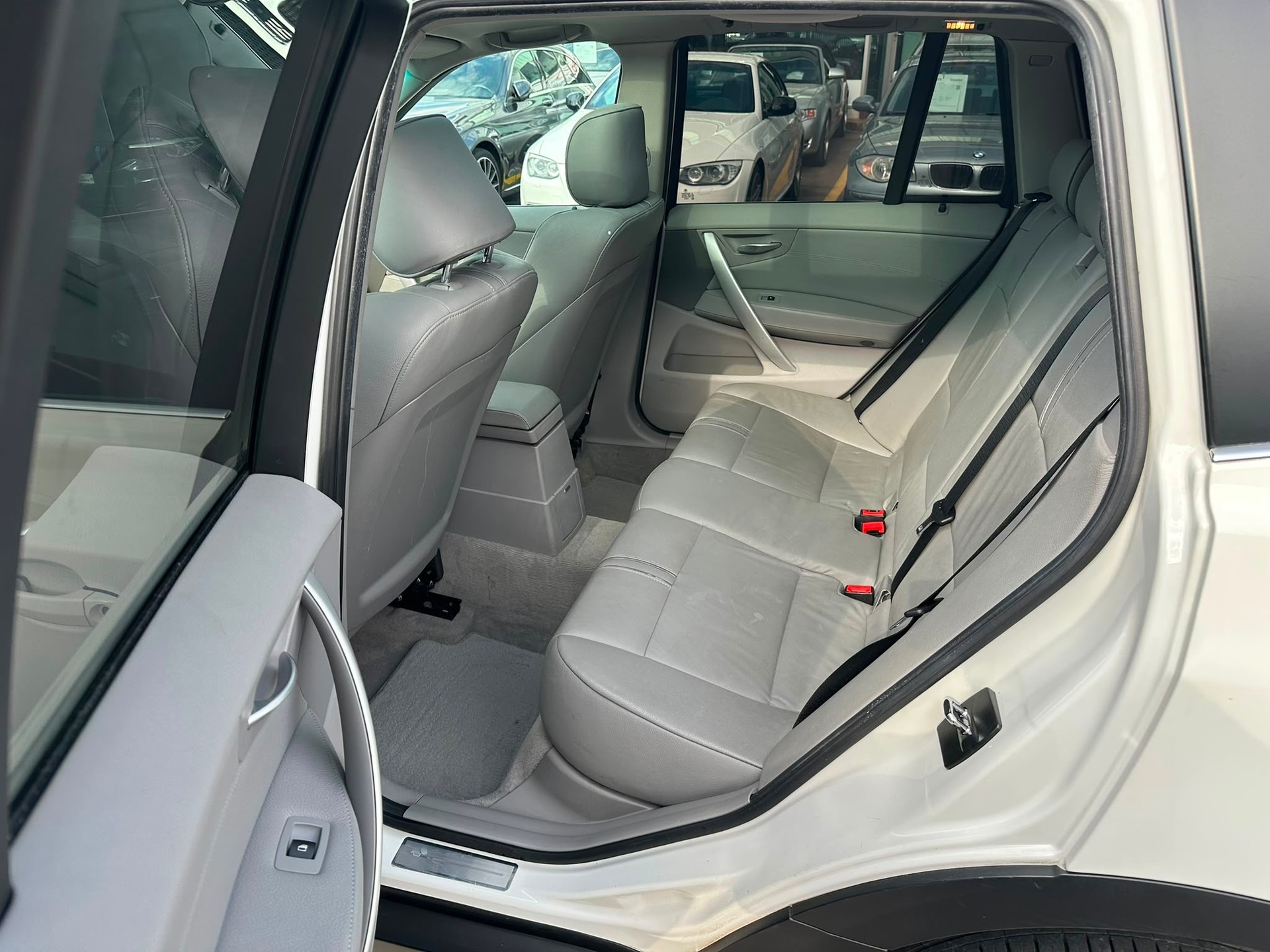 BMW X3 xDrive 30d (3.0d)-image-9