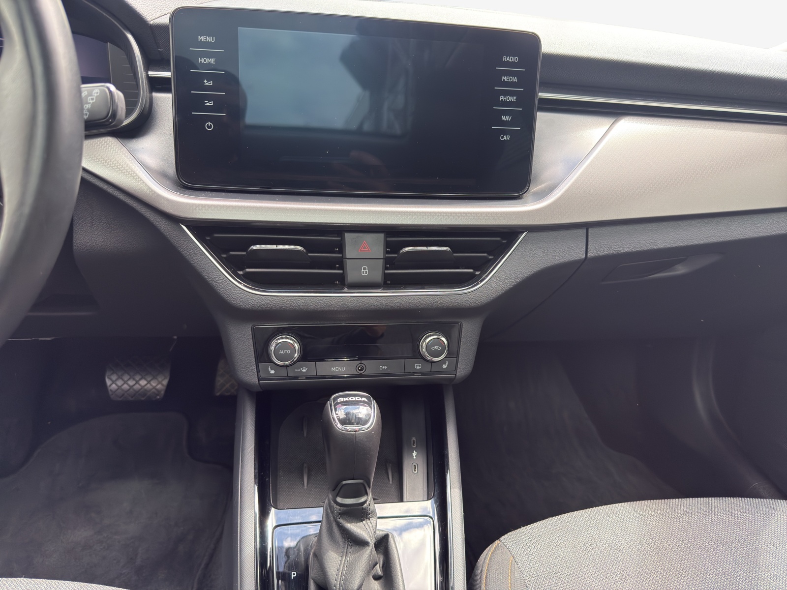 SKODA Scala 1.5 TSI ACT Ambition DSG-image-10