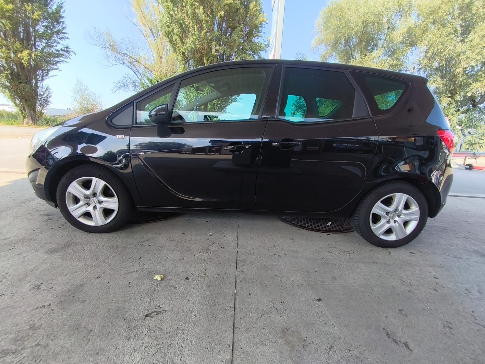 OPEL Meriva 1.4 Turbo Cosmo-image-5