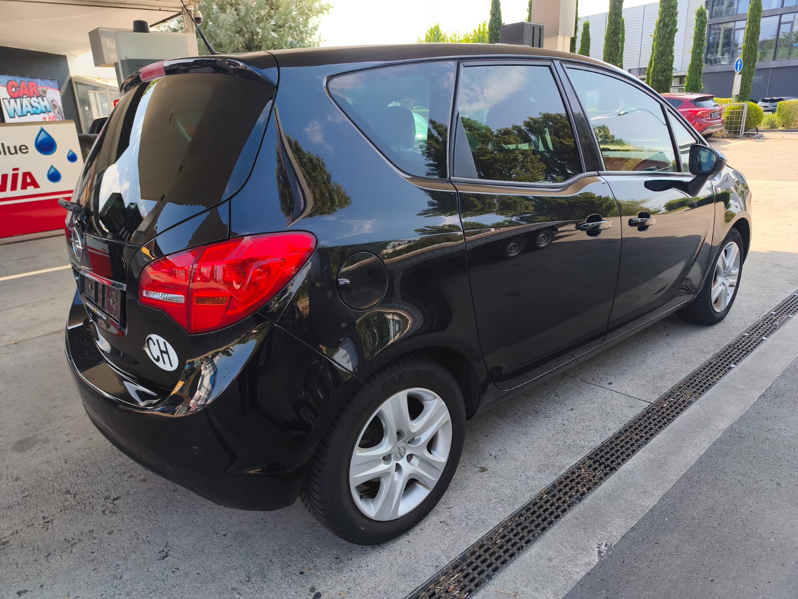 OPEL Meriva 1.4 Turbo Cosmo-image-3