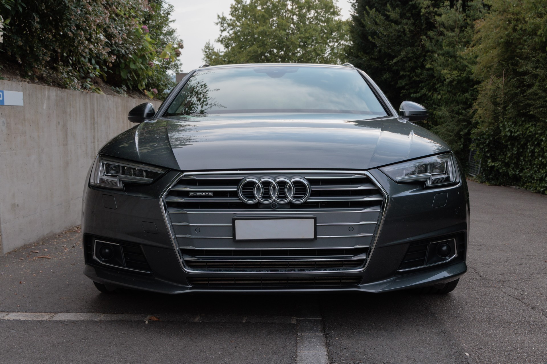 AUDI A4 3.0 V6 TDI 272 Sport quattro T-Tronic-image-3