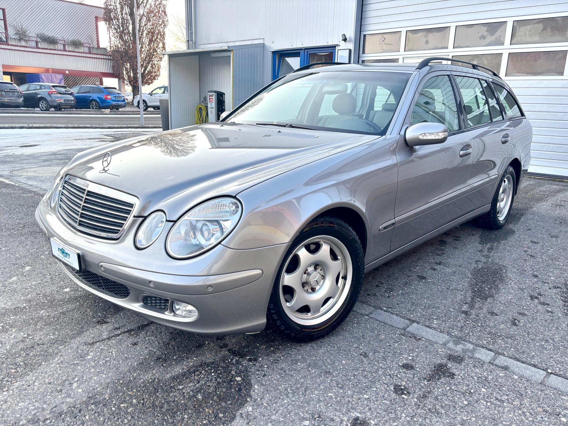 MERCEDES-BENZ E 320 CDI Avantgarde Automatic-image-0