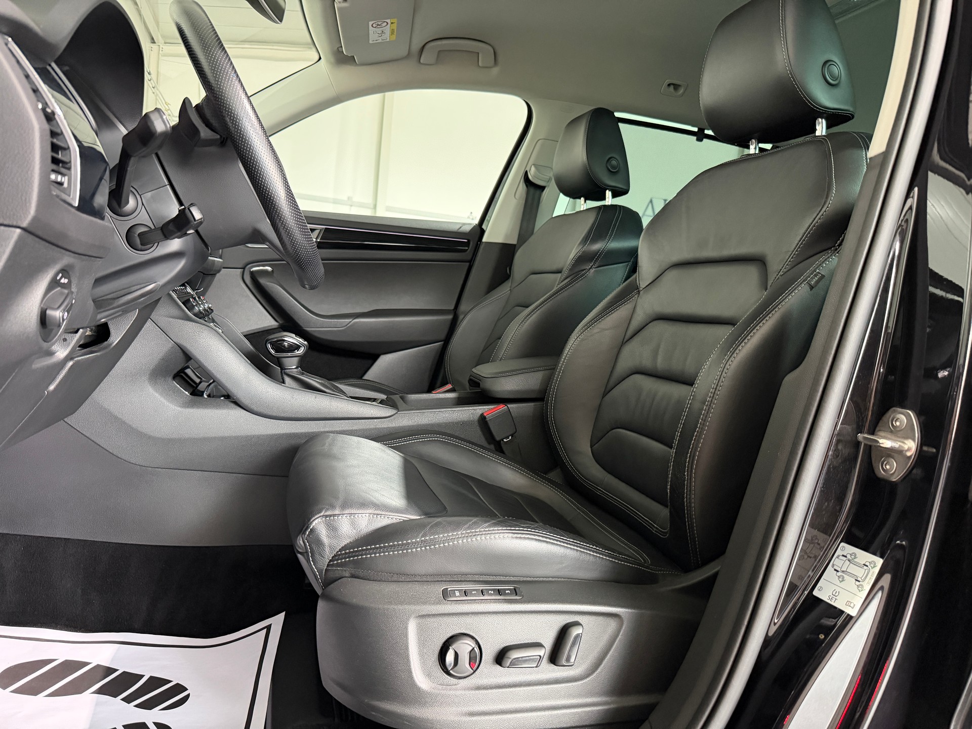 SKODA Kodiaq 2.0 TDI CR Style 4x4 DSG (CH) AHK 2.5T-image-13
