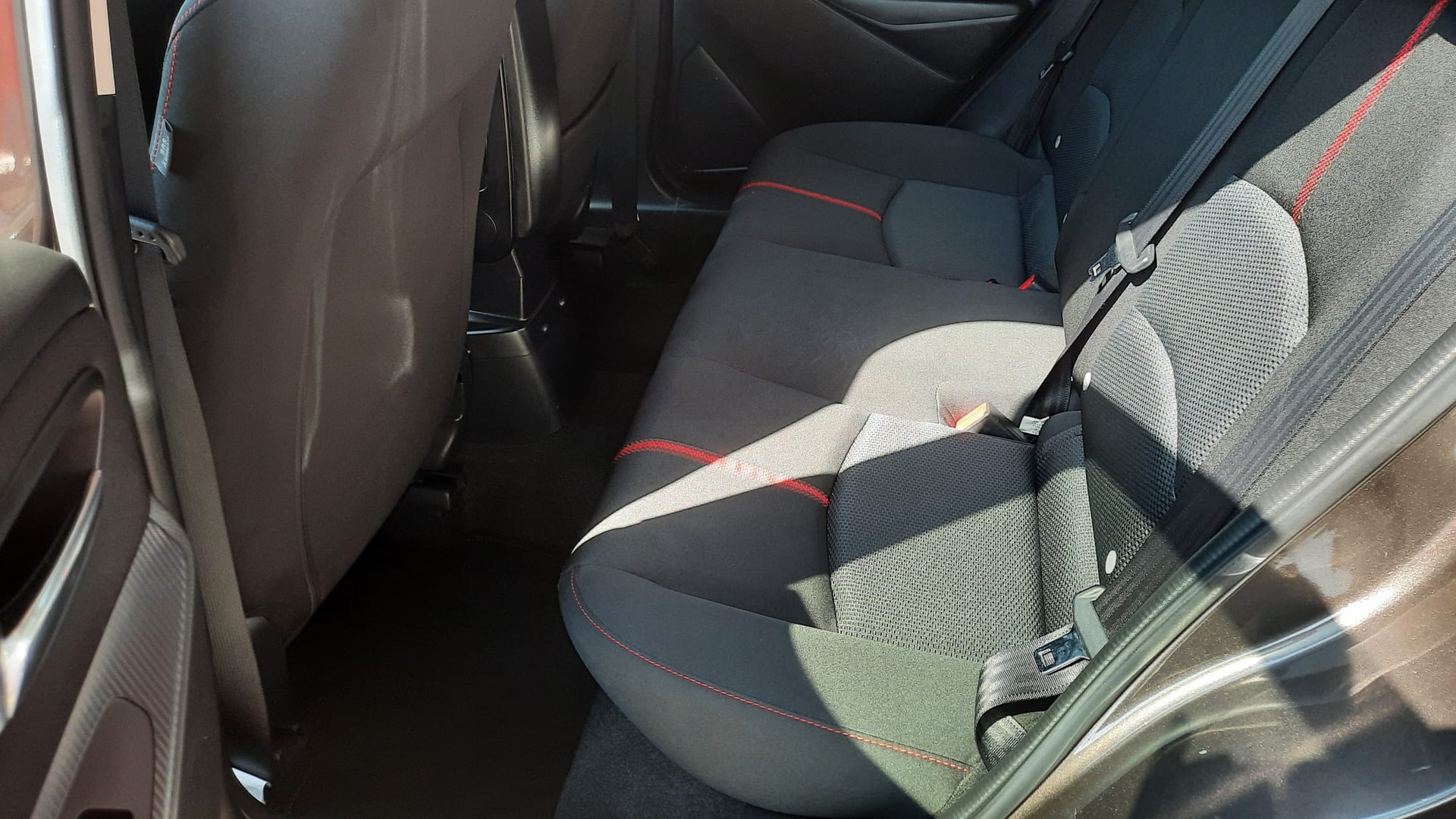 MAZDA 2 1.5i 16V Skyactiv-G Revolution-image-5