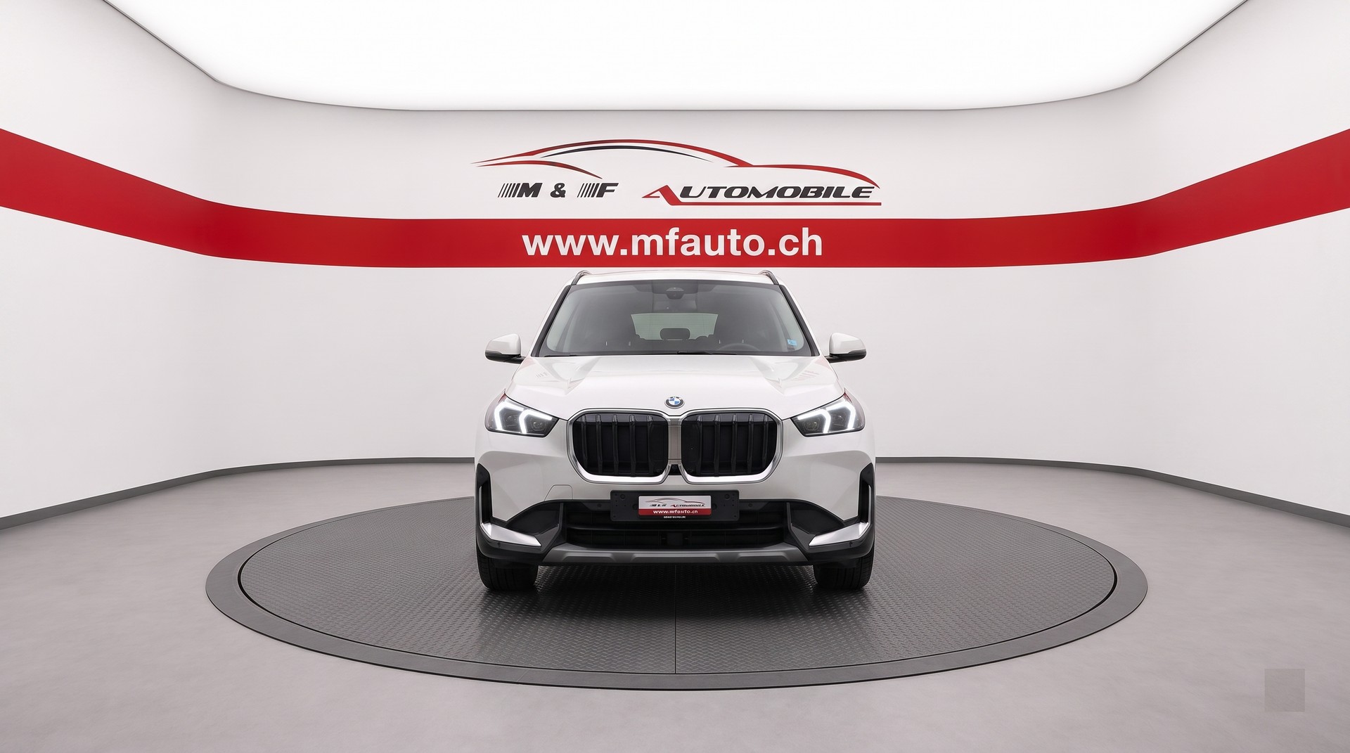 BMW X1 20d xDrive * CH FAHRZEUG *-image-3