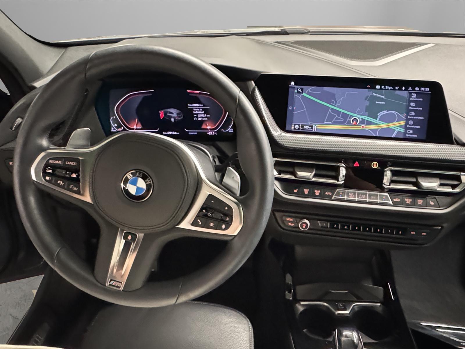BMW 120d xDrive-image-15
