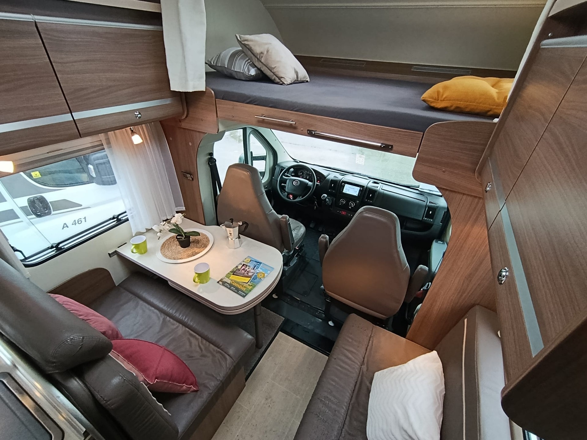 BÜRSTNER BA6701*** Perfektes Familienmobil für jede Jahreszeit***-image-21