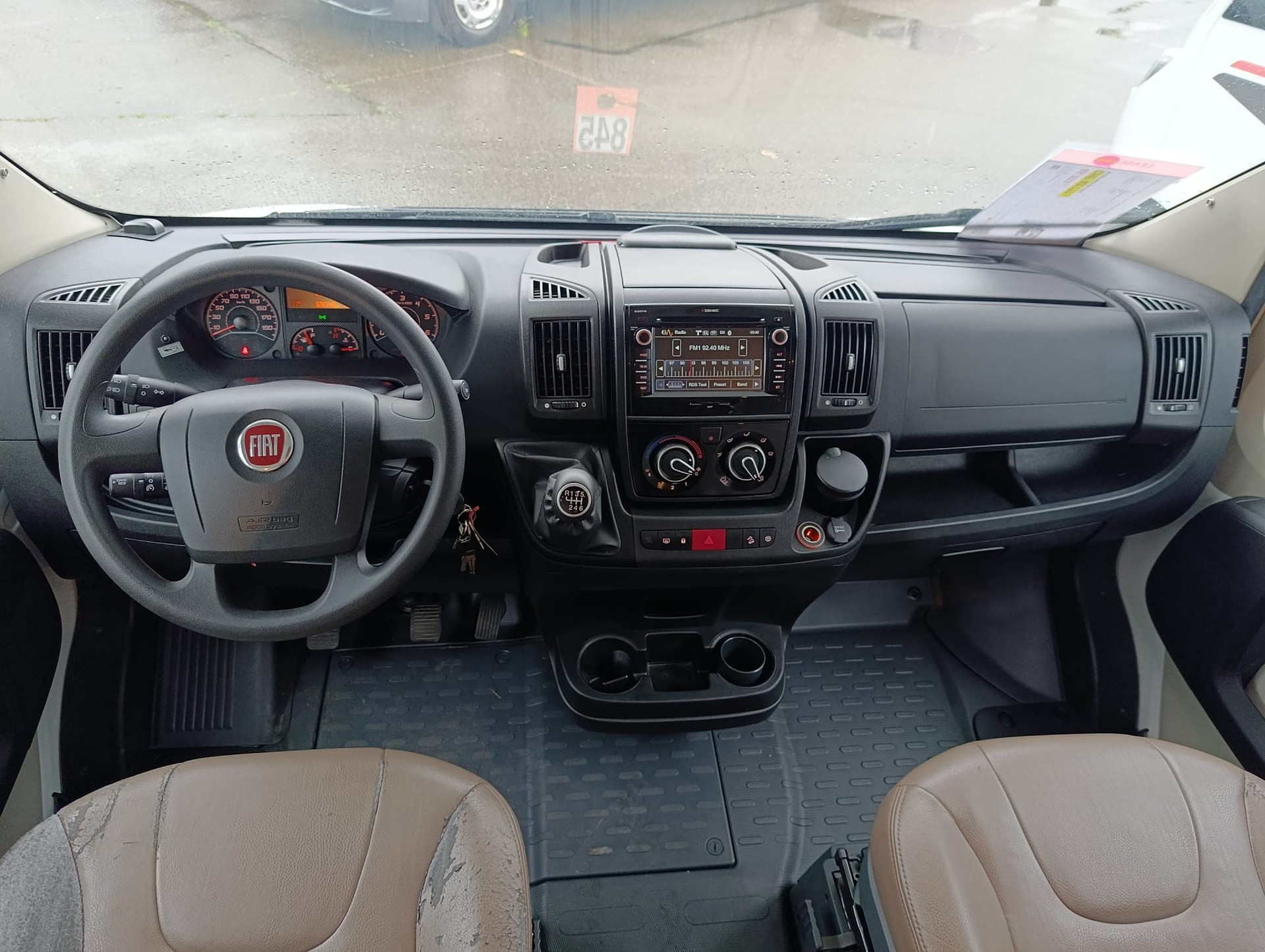 BÜRSTNER BA6701*** Perfektes Familienmobil für jede Jahreszeit***-image-13